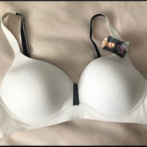 Women’s MaidenForm Sport Bra
